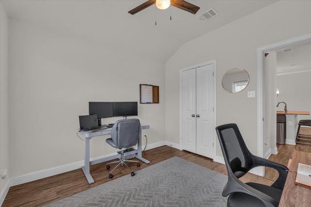 447 Paso Fino Street, Robinson, TX 76706
