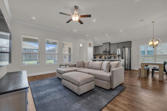 447 Paso Fino Street, Robinson, TX 76706