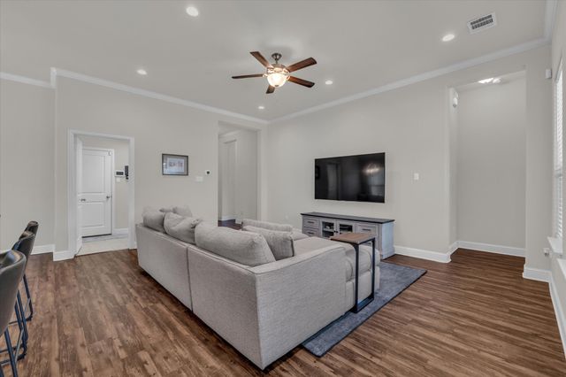 447 Paso Fino Street, Robinson, TX 76706