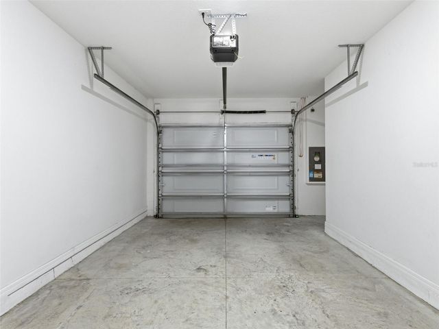 32156 POND APPLE BEND, San Antonio, FL 33576