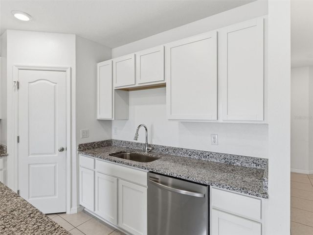 32156 POND APPLE BEND, San Antonio, FL 33576