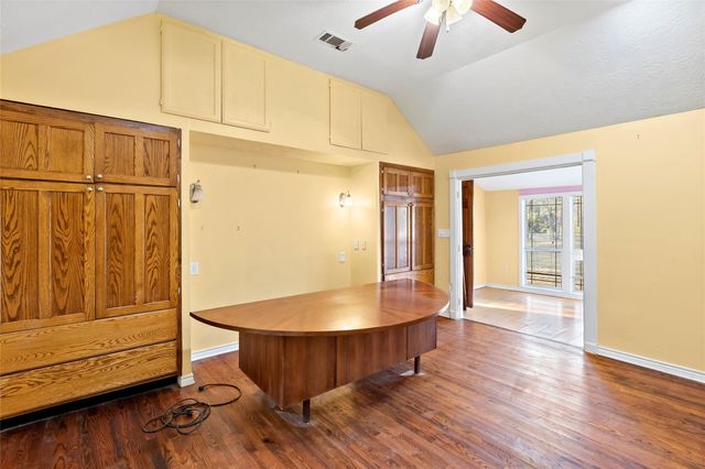 8111 S Fm 2038, Bryan, TX 77808