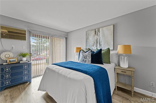 9047 Villaridge Court A, St Louis, MO 63123