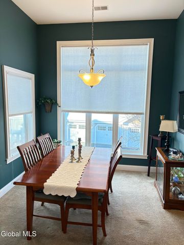 406 Kelly Circle, Guilderland, NY 12009