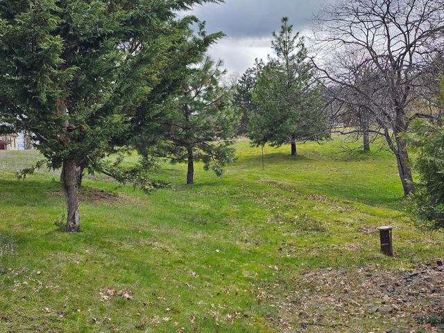 483 Strawberry Lane, Ashland, OR 97520