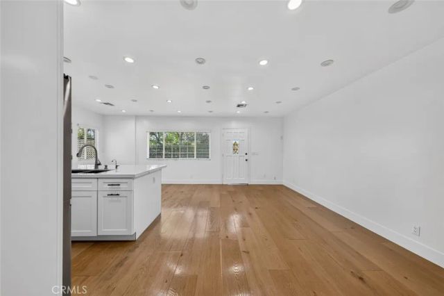 7502 Farmdale Avenue, North Hollywood, CA 91605