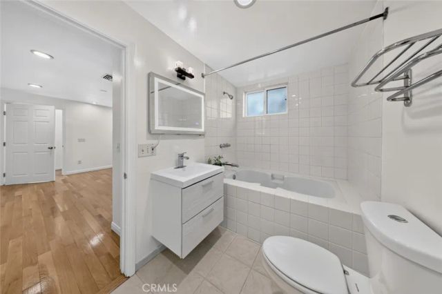 7502 Farmdale Avenue, North Hollywood, CA 91605