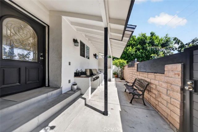 7502 Farmdale Avenue, North Hollywood, CA 91605
