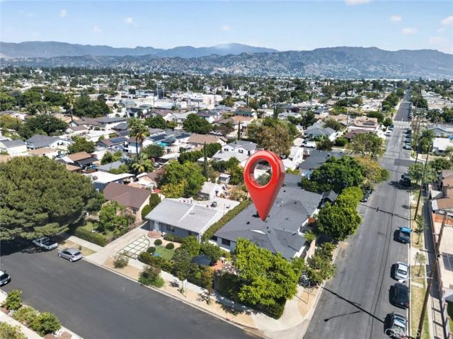 7502 Farmdale Avenue, North Hollywood, CA 91605