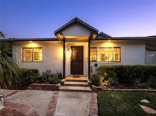 7502 Farmdale Avenue, North Hollywood, CA 91605