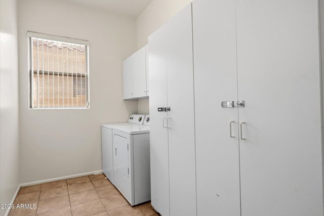 6229 S Moccasin Trail, Gilbert, AZ 85298
