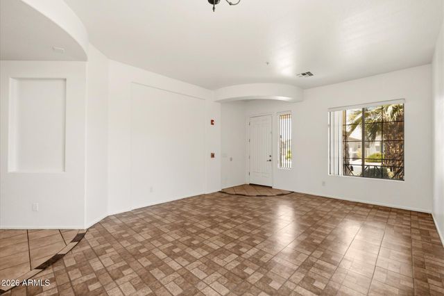 6229 S Moccasin Trail, Gilbert, AZ 85298
