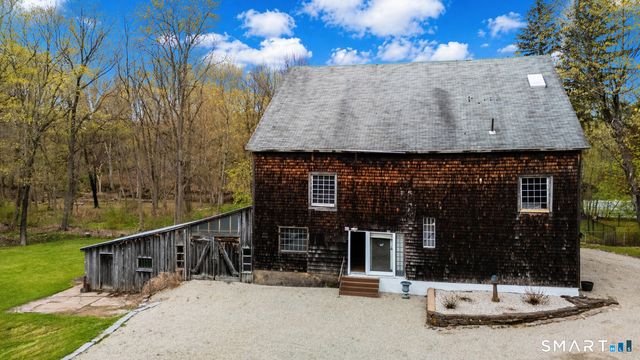 61 Water Street, Glastonbury, CT 06073