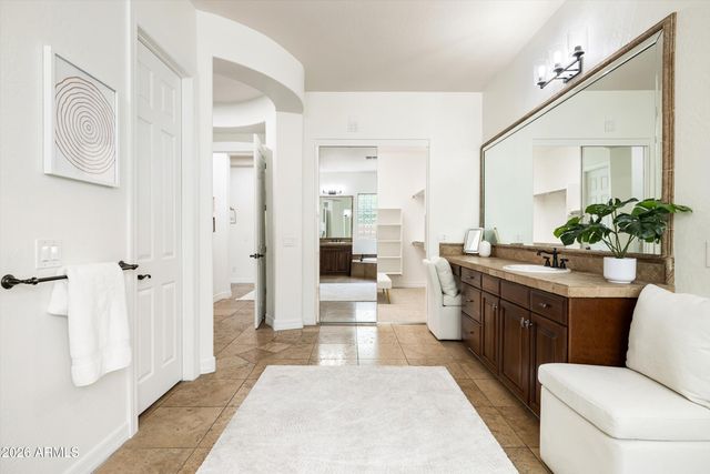9260 E Desert Village Drive, Scottsdale, AZ 85255