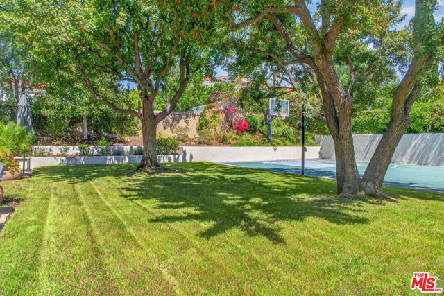 25527 Hamilton Court, Calabasas, CA 91302