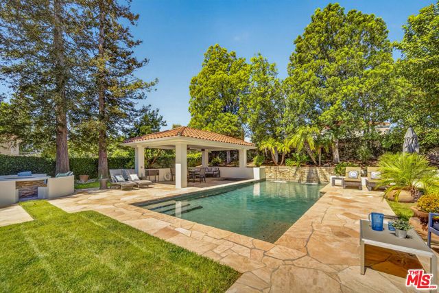 25527 Hamilton Court, Calabasas, CA 91302