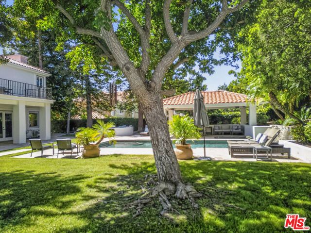 25527 Hamilton Court, Calabasas, CA 91302