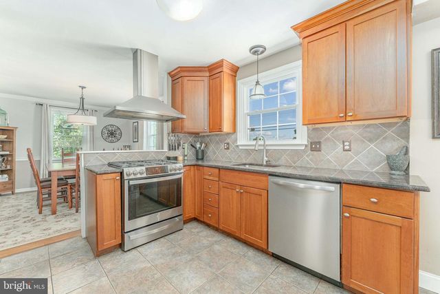 84 N SPRING LN, Phoenixville, PA 19460