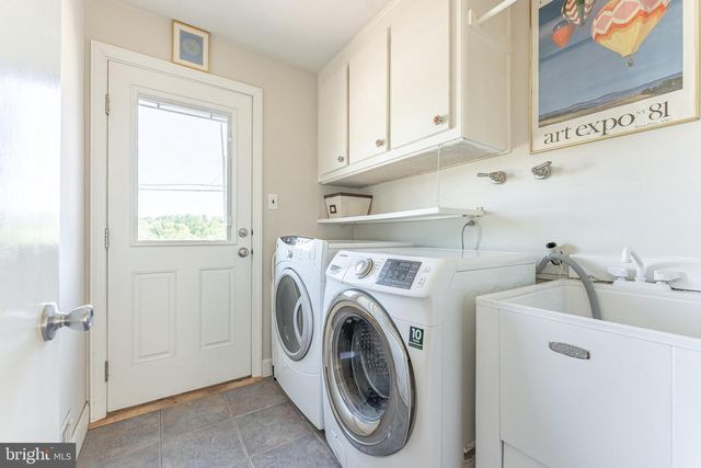 84 N SPRING LN, Phoenixville, PA 19460