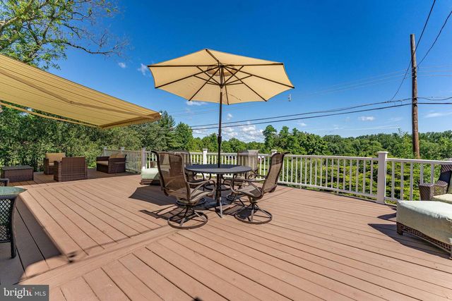 84 N SPRING LN, Phoenixville, PA 19460