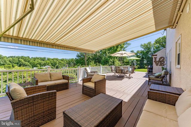 84 N SPRING LN, Phoenixville, PA 19460
