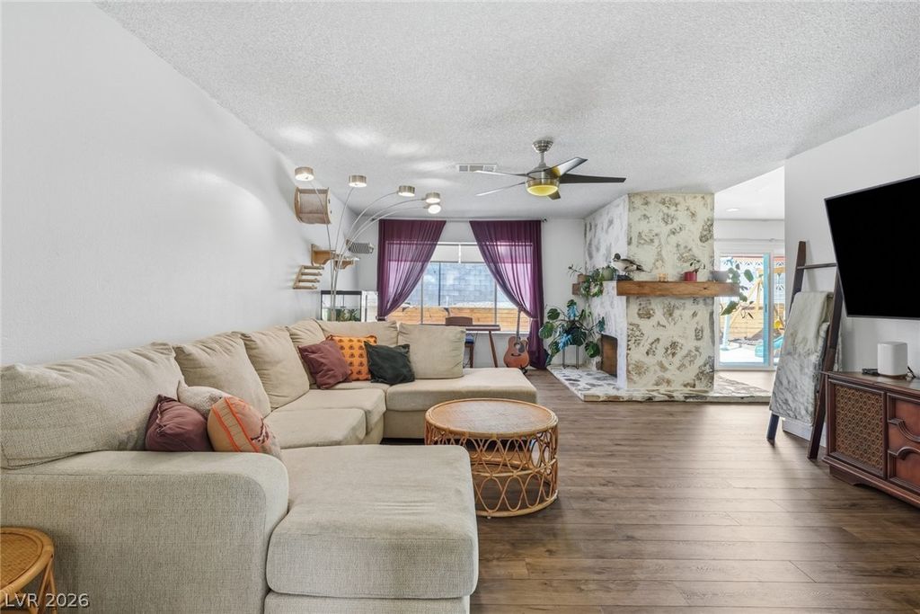 140 Sam Jonas Drive, Las Vegas, NV 89145 — photo 4