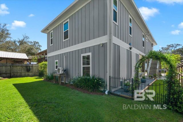 5472 Mobile Avenue, Orange Beach, AL 36561