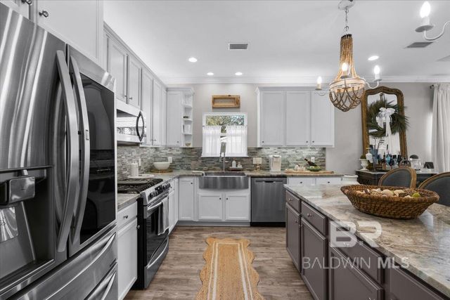 5472 Mobile Avenue, Orange Beach, AL 36561