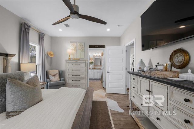 5472 Mobile Avenue, Orange Beach, AL 36561