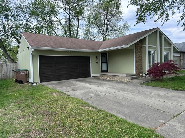 3920 Peppertree Lane, Columbus, IN 47203