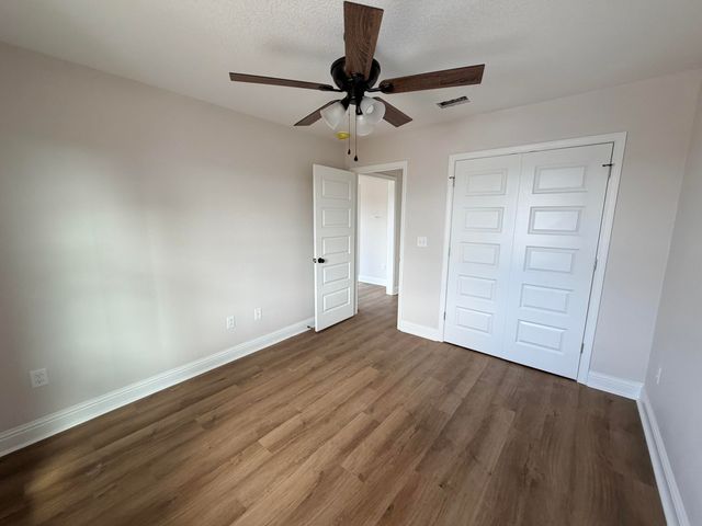 5433 Bayleaf Drive, Crestview, FL 32539