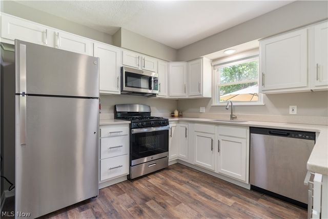 5732 Benjamin Street SW, Canton, OH 44706