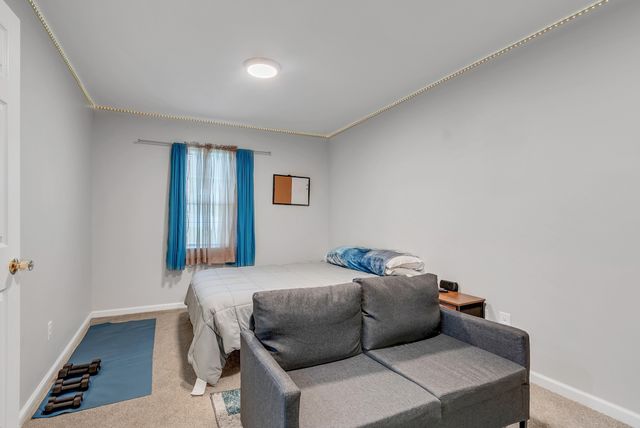 606 W 4th St, Columbia, TN 38401