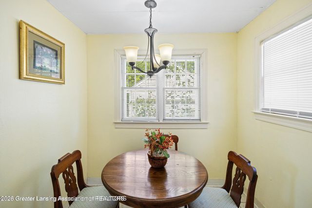 525 E Mount Hope Avenue, Lansing, MI 48910
