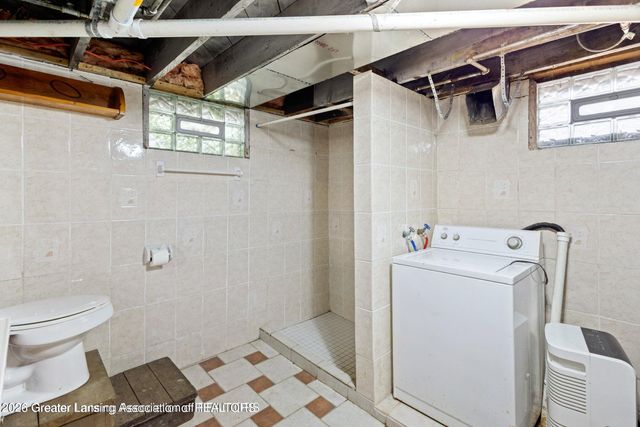 525 E Mount Hope Avenue, Lansing, MI 48910
