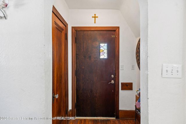 525 E Mount Hope Avenue, Lansing, MI 48910