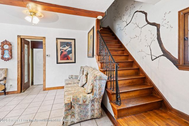 525 E Mount Hope Avenue, Lansing, MI 48910