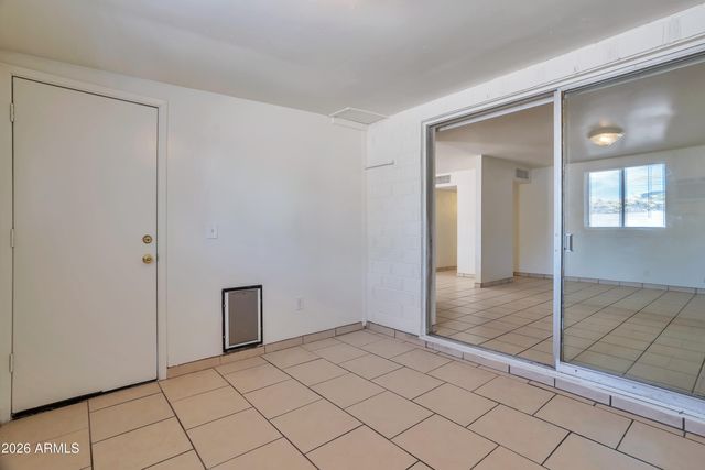 8316 E Indian School Road, Scottsdale, AZ 85251