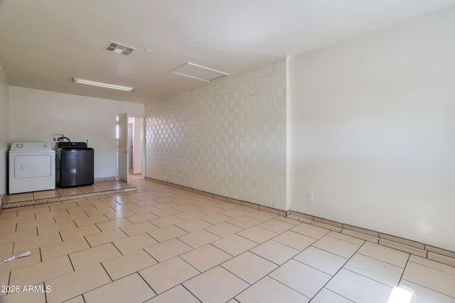 8316 E Indian School Road, Scottsdale, AZ 85251