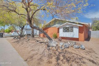 8316 E Indian School Road, Scottsdale, AZ 85251