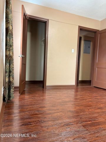 6044 SABRE Drive, Jacksonville, FL 32244