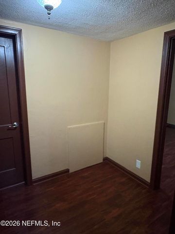 6044 SABRE Drive, Jacksonville, FL 32244