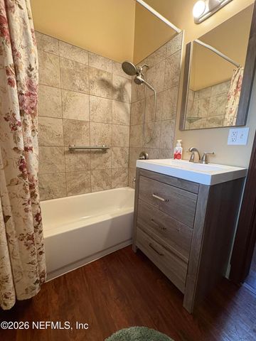 6044 SABRE Drive, Jacksonville, FL 32244