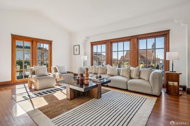 315 San Benito Way, San Francisco, CA 94127