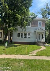 2712 Hoehler Drive, Toledo, OH 43606