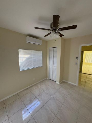 4451 NW 43rd Court, Lauderdale Lakes, FL 33319