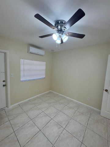 4451 NW 43rd Court, Lauderdale Lakes, FL 33319