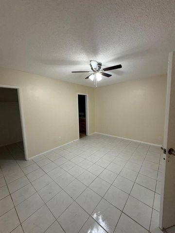 4451 NW 43rd Court, Lauderdale Lakes, FL 33319