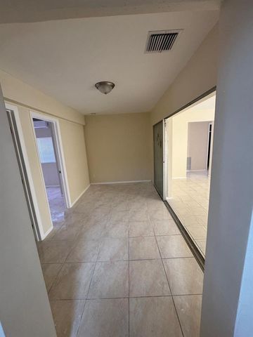 4451 NW 43rd Court, Lauderdale Lakes, FL 33319