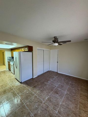 4451 NW 43rd Court, Lauderdale Lakes, FL 33319
